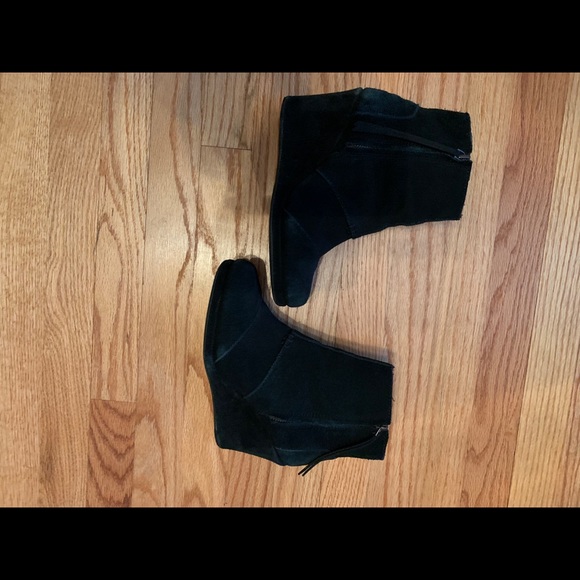 Wedge booties - Picture 2 of 4